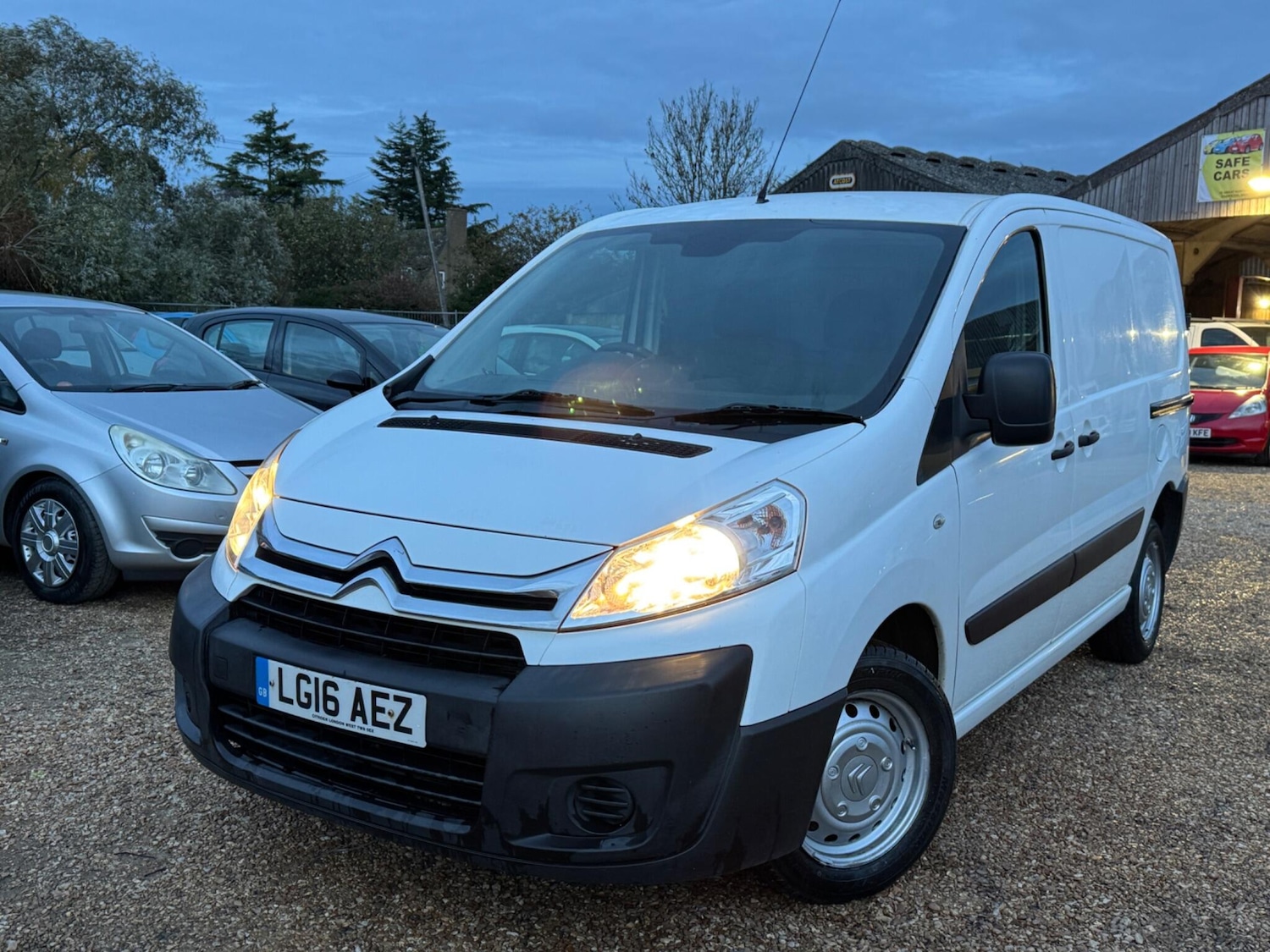 Used Citroen Dispatch 2016 for sale - 76573744: Photo 1