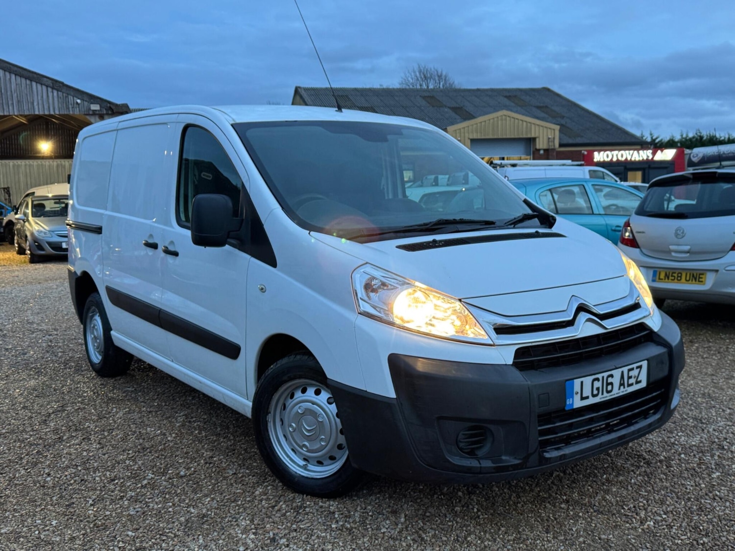 Used Citroen Dispatch 2016 for sale - 76573744: Photo 6