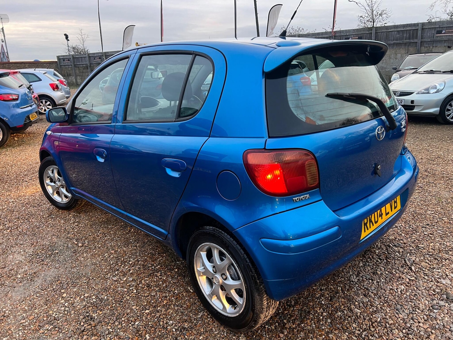 Used Toyota Yaris 2004 for sale - 76997071: Photo 11