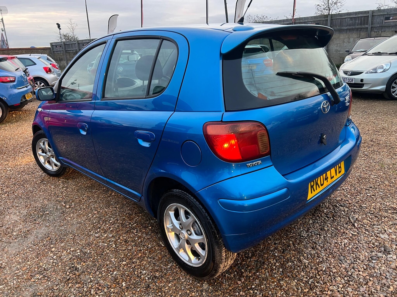 Used Toyota Yaris 2004 for sale - 76997071: Photo 15