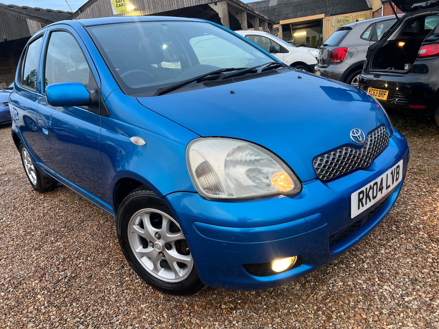 Used Toyota Yaris 2004 for sale - 76997071: Photo 22