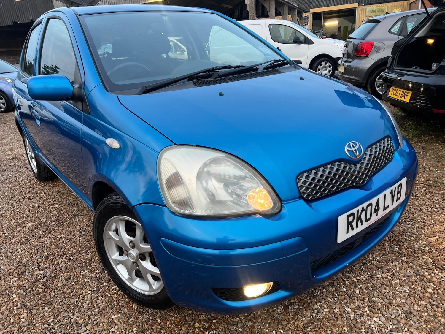 Used Toyota Yaris 2004 for sale - 76997071: Photo 25