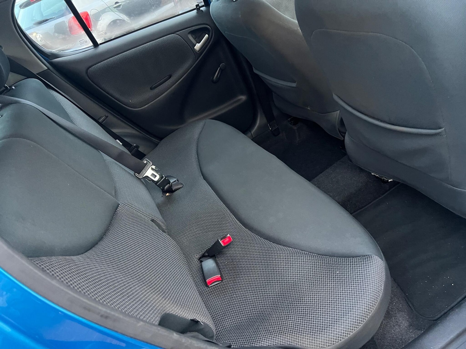 Used Toyota Yaris 2004 for sale - 76997071: Photo 30