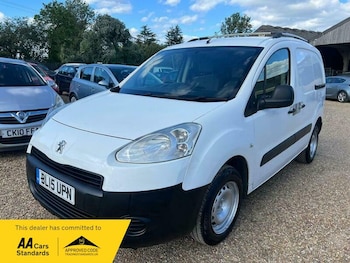 Used Peugeot Partner 2015 for sale - 79331461: Photo