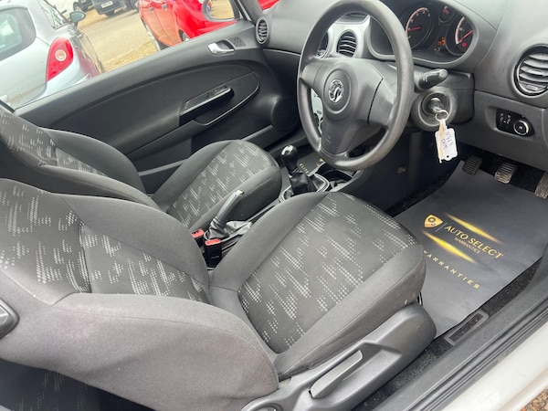 Used Vauxhall Corsa 2014 for sale - 75051046: Photo 28