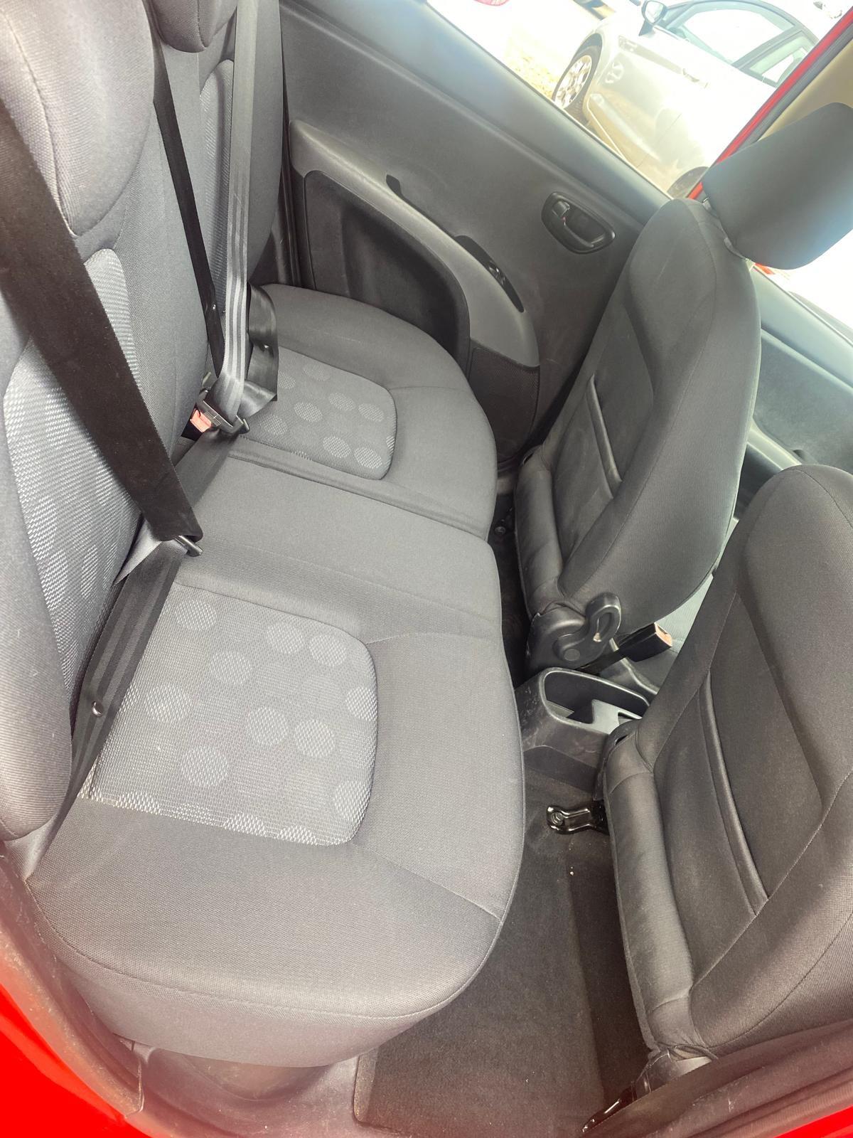 Used Hyundai i10 2009 for sale - 76989210: Photo 33