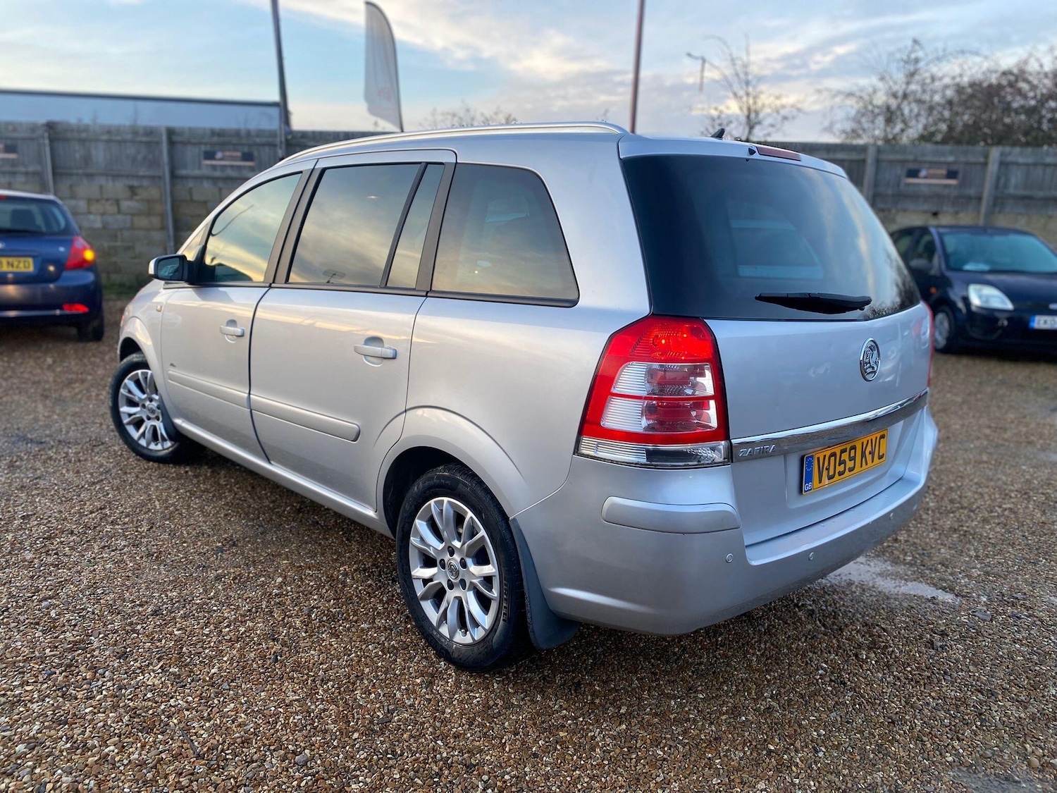 Used Vauxhall Zafira 2009 for sale - 77057508: Photo 14