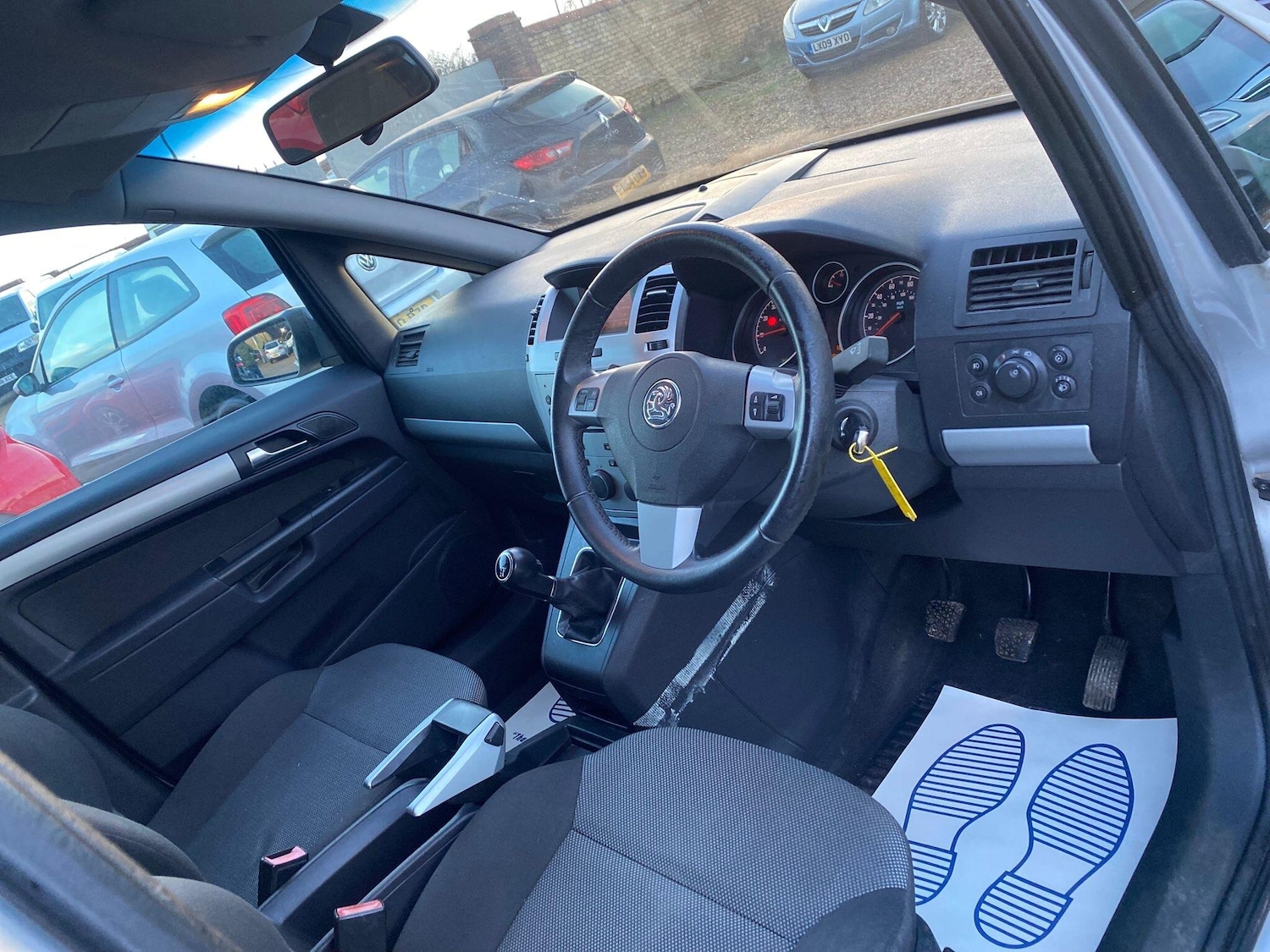 Used Vauxhall Zafira 2009 for sale - 77057508: Photo 23