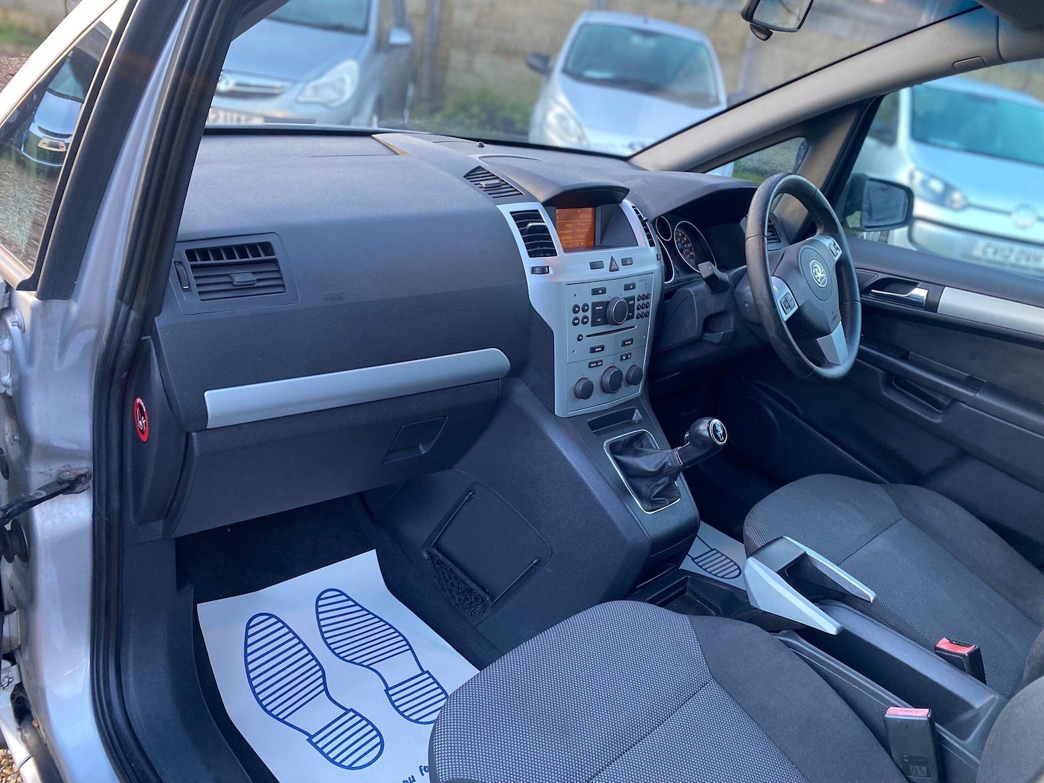 Used Vauxhall Zafira 2009 for sale - 77057508: Photo 25