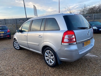 Used Vauxhall Zafira 2009 for sale - 77057508: Photo