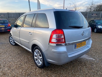 Used Vauxhall Zafira 2009 for sale - 77057508: Photo