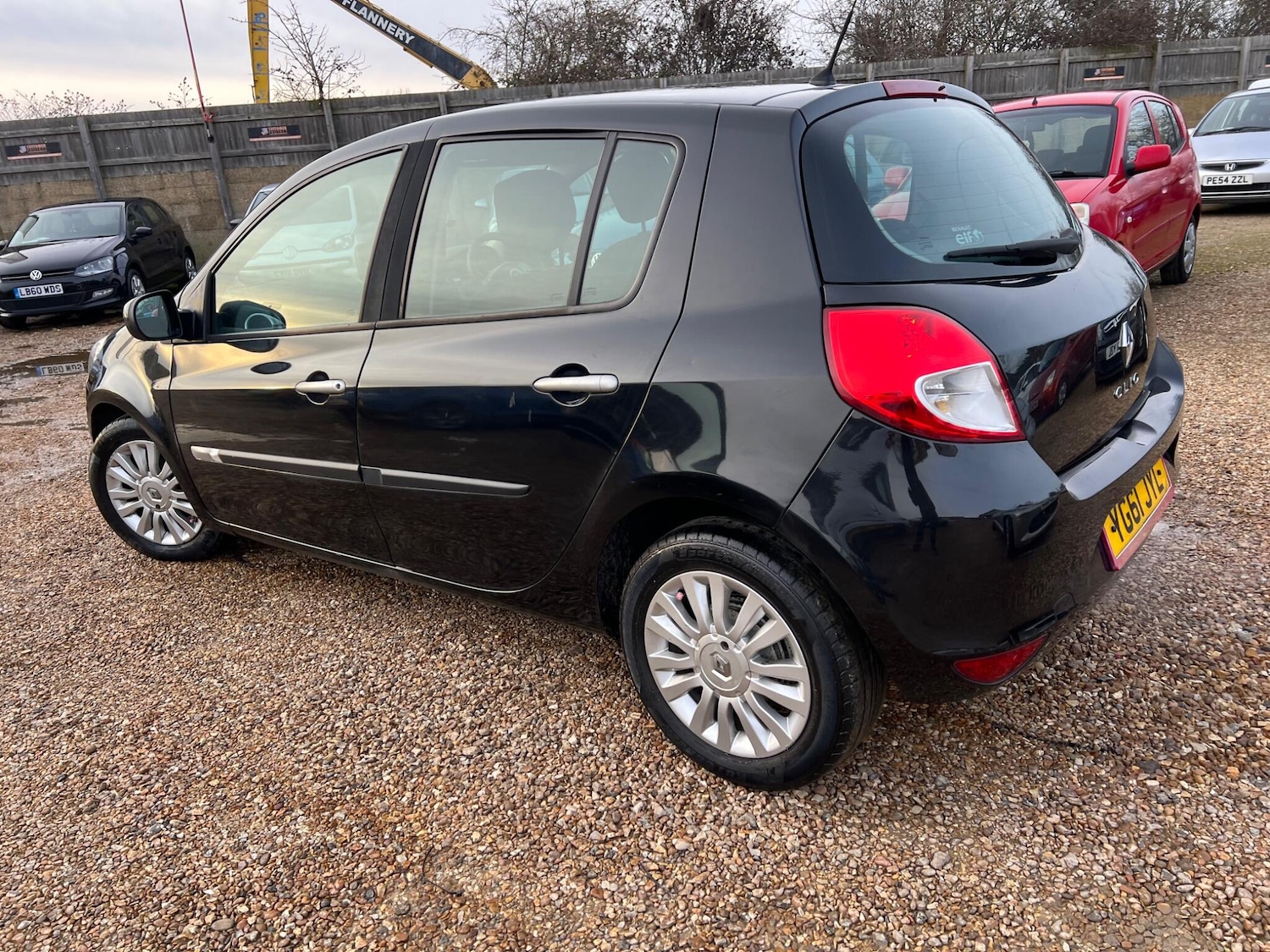 Used Renault Clio 2011 for sale - 77559141: Photo 14