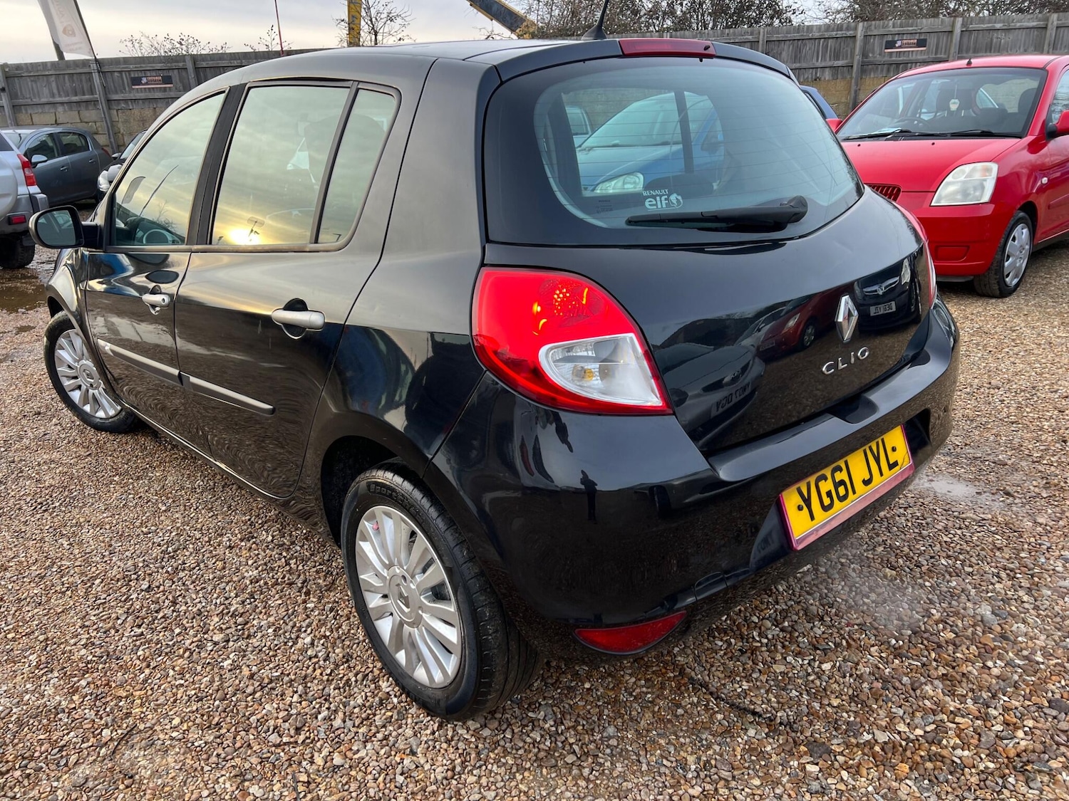 Used Renault Clio 2011 for sale - 77559141: Photo 15
