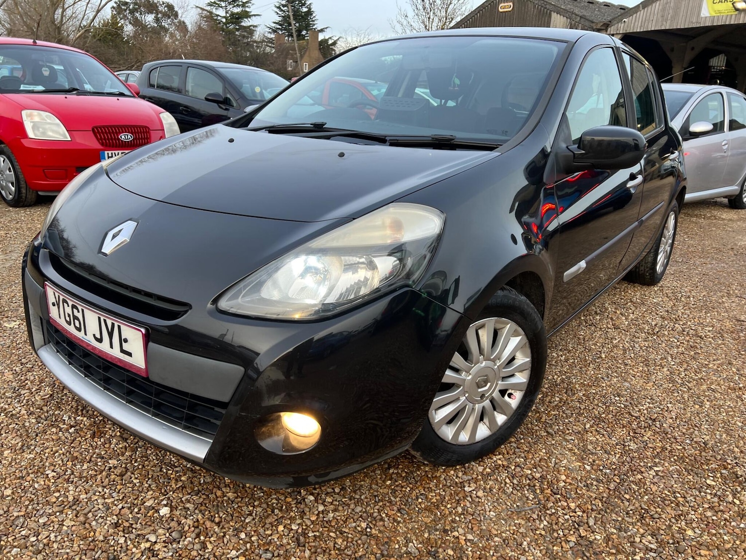 Used Renault Clio 2011 for sale - 77559141: Photo 6