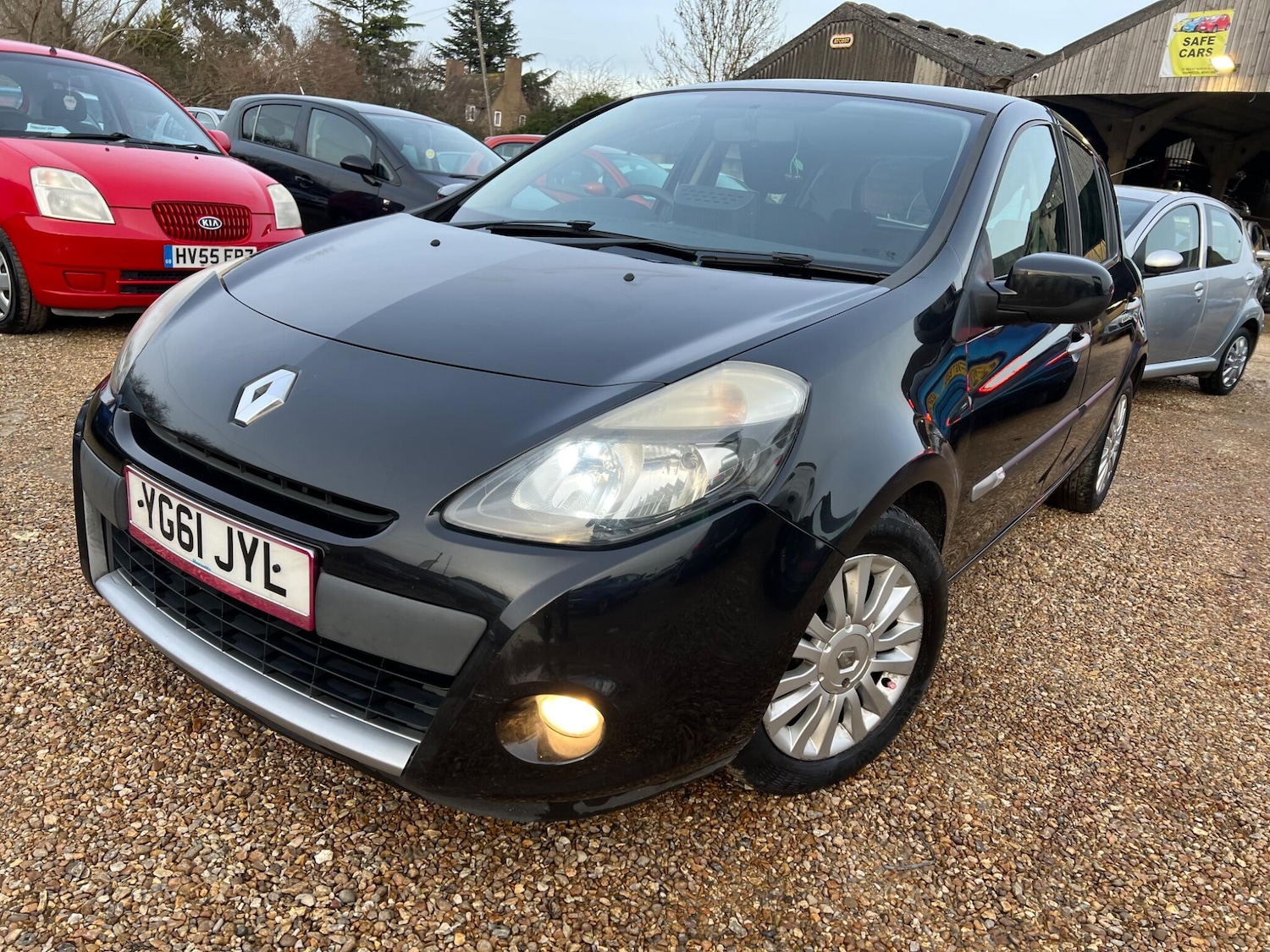 Used Renault Clio 2011 for sale - 77559141: Photo 7