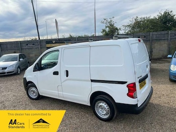 Used Nissan NV200 2013 for sale - 79331524: Photo
