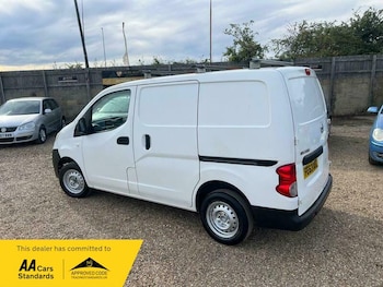 Used Nissan NV200 2013 for sale - 79331524: Photo