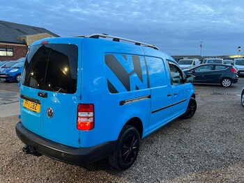 Used Volkswagen Caddy Maxi 2011 for sale - 76573012: Photo