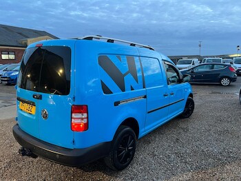 Used Volkswagen Caddy Maxi 2011 for sale - 76573012: Photo