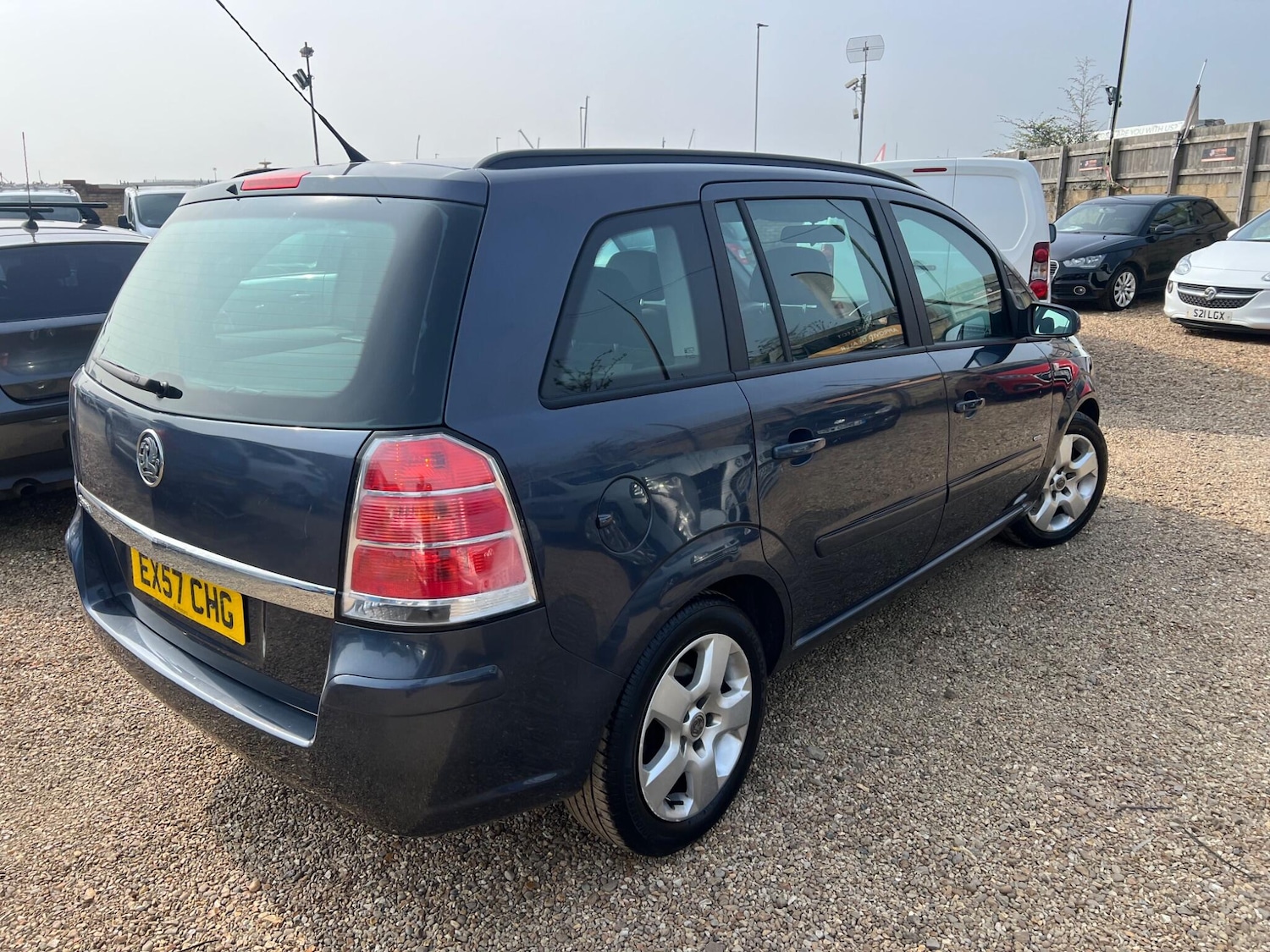 Used Vauxhall Zafira for sale - 77993615: Photo 7