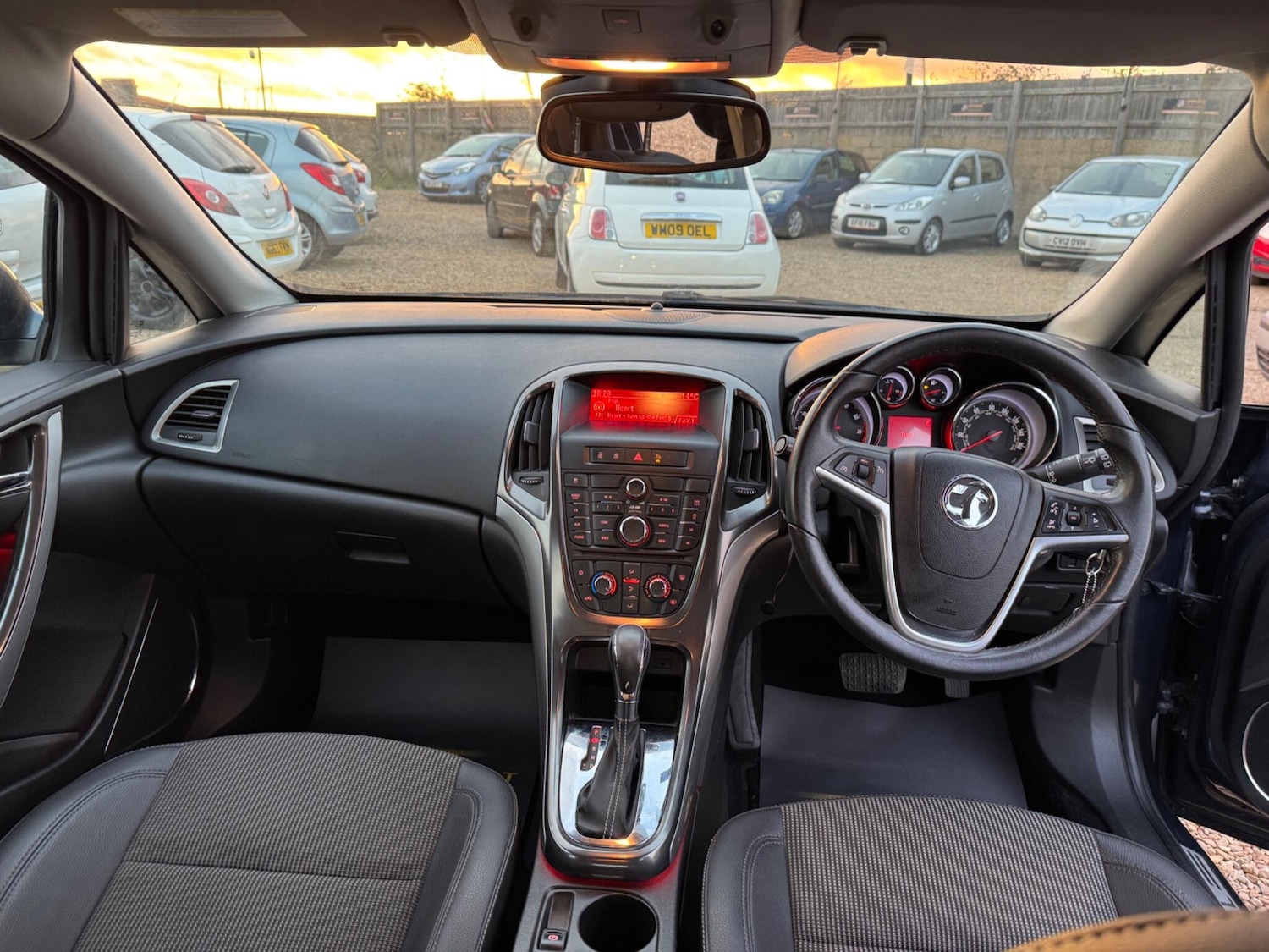 Used Vauxhall Astra for sale - 76743039: Photo 9