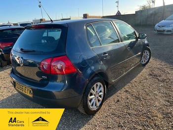 Used Volkswagen Golf 2006 for sale - 79331458: Photo