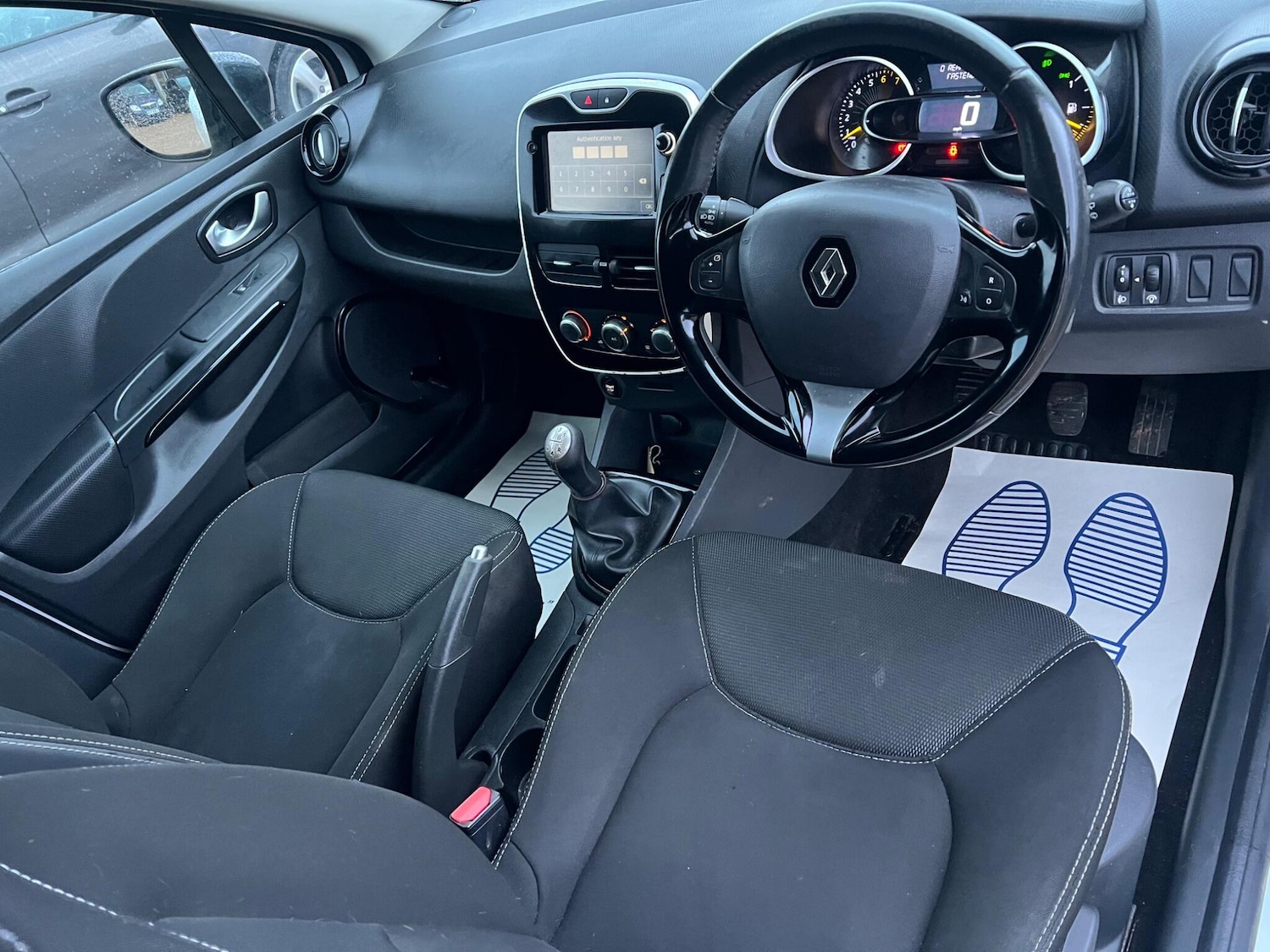 Used Renault Clio 2016 for sale - 77468126: Photo 22