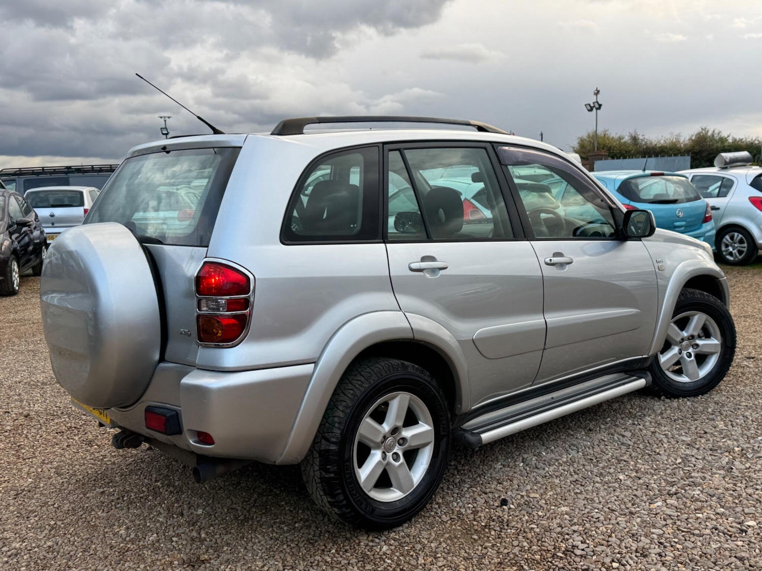 Used Toyota RAV4 2003 for sale - 76388985: Photo 3