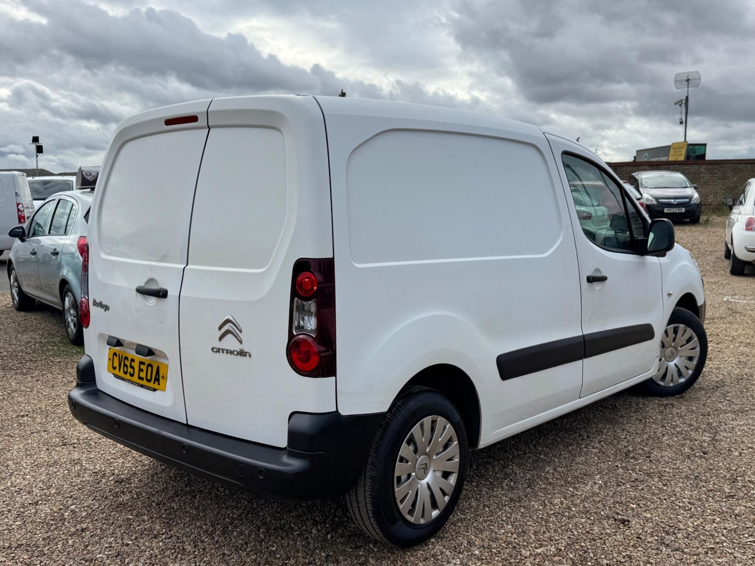 Used Citroen Berlingo 2015 for sale - 76389324: Photo 11
