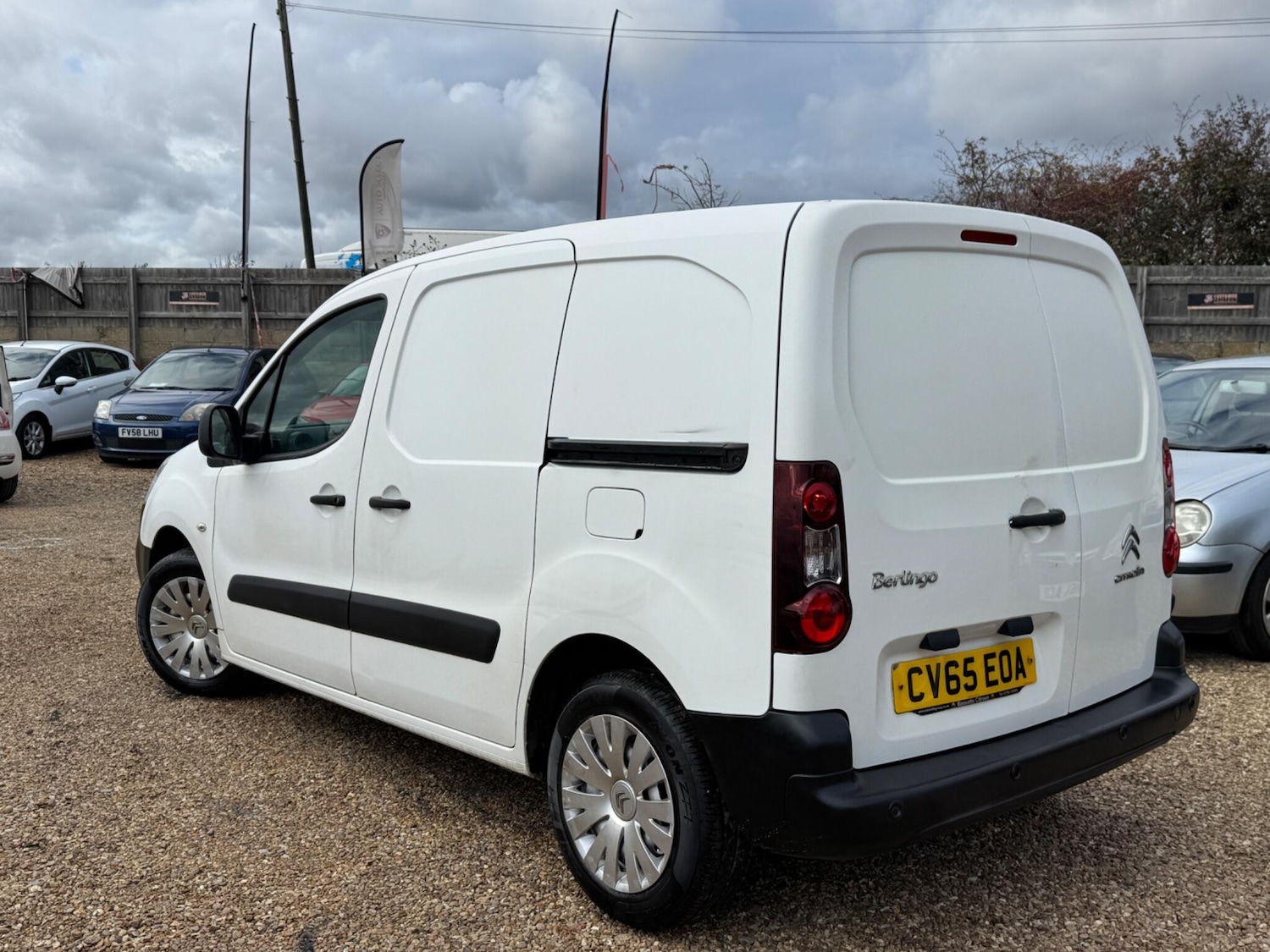 Used Citroen Berlingo 2015 for sale - 76389324: Photo 2