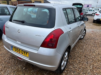 Used Suzuki Swift 2005 for sale - 77658361: Photo