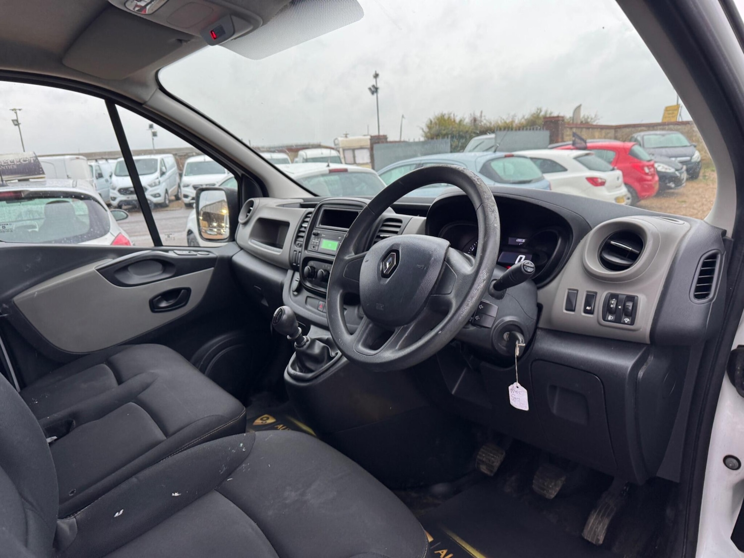 Used Renault Trafic 2015 for sale - 76388388: Photo 17