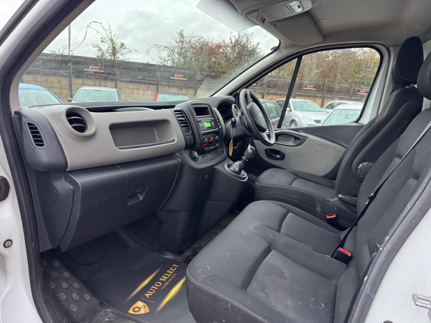 Used Renault Trafic 2015 for sale - 76388388: Photo 25