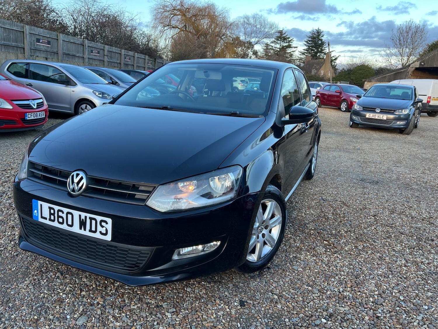 Used Volkswagen Polo 2011 for sale - 77266595: Photo 2