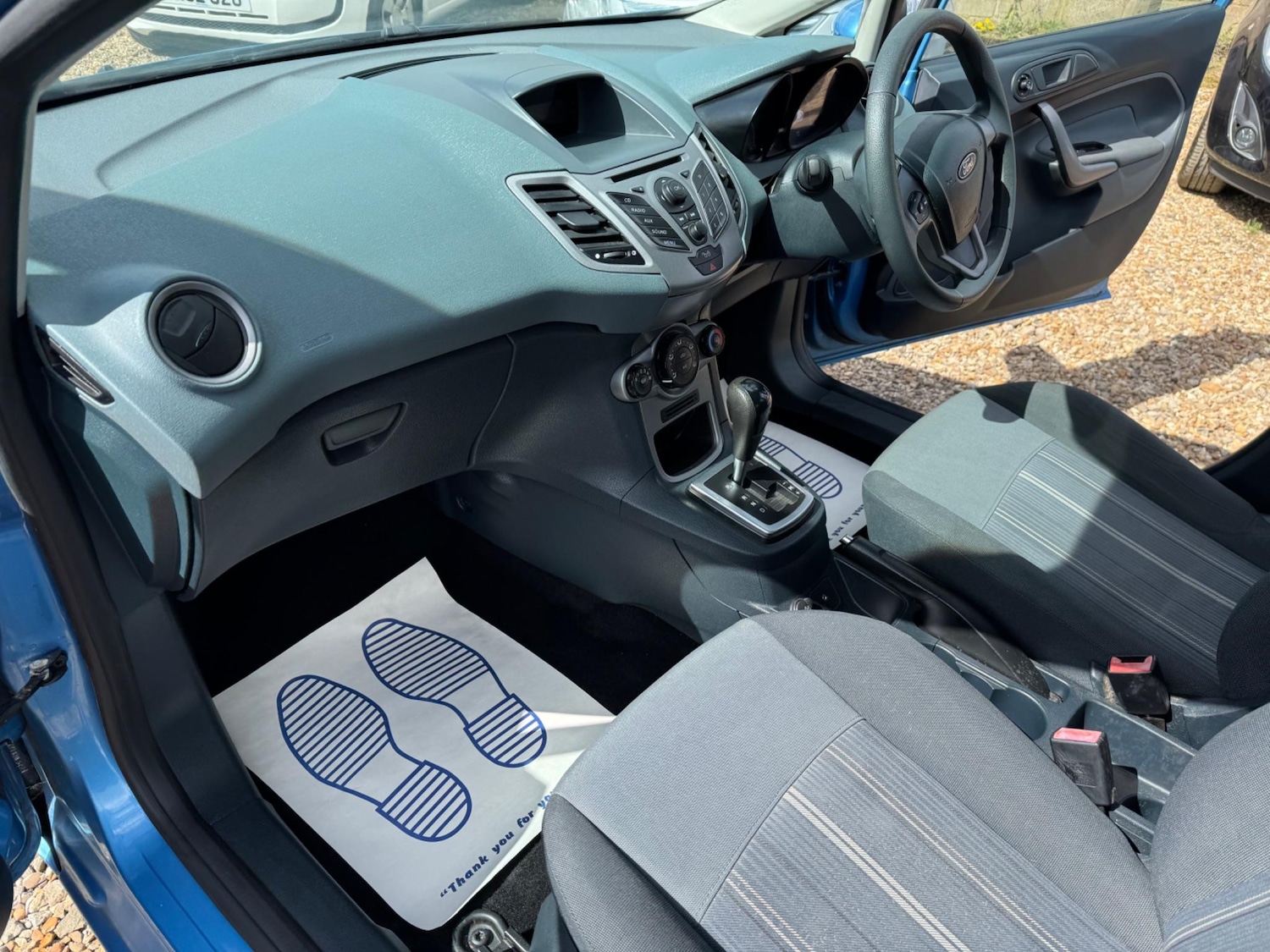 Vehicle 29