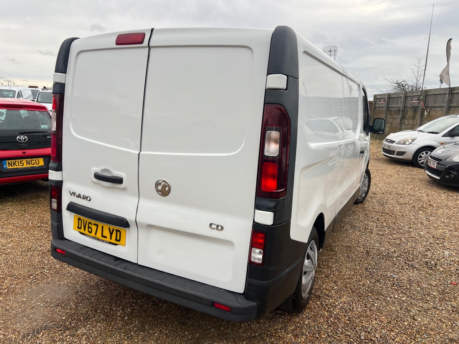 Used Vauxhall Vivaro 2017 for sale - 77925211: Photo 10