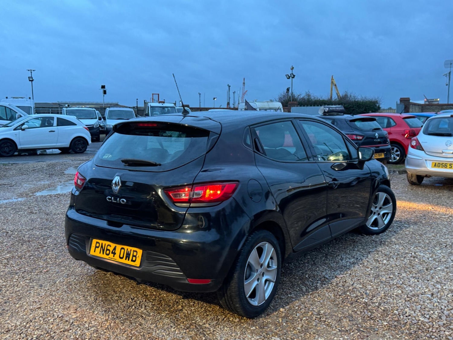 Used Renault Clio 2014 for sale - 76899017: Photo 12