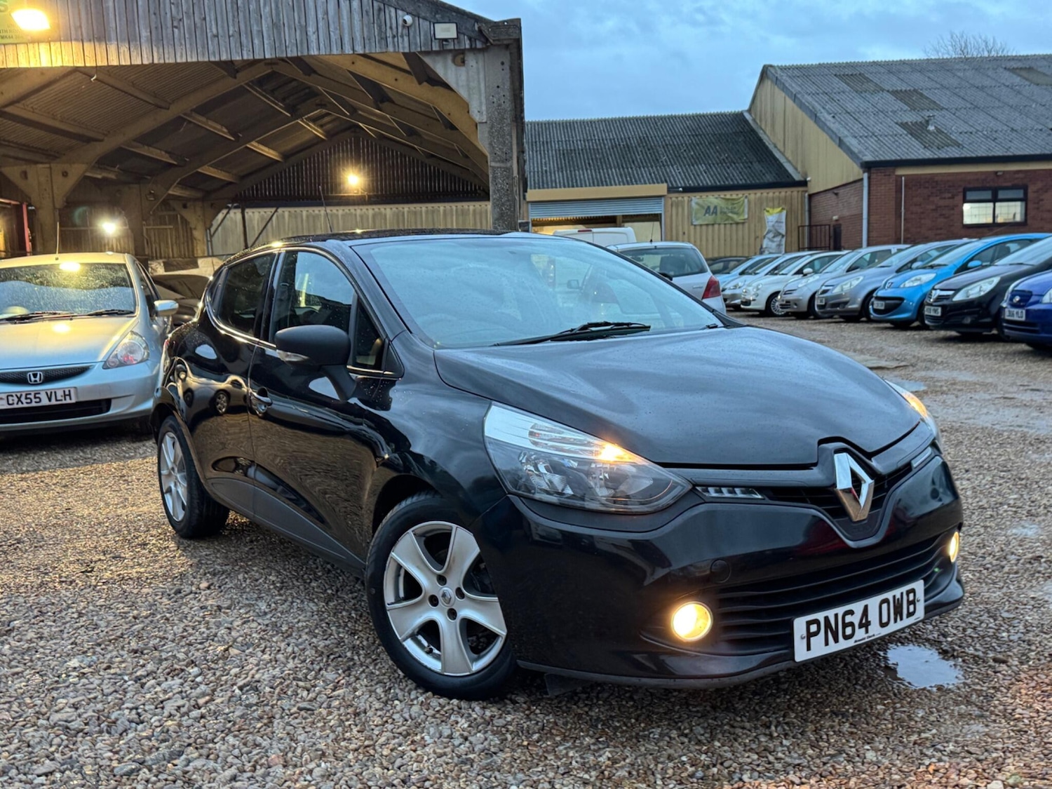Used Renault Clio 2014 for sale - 76899017: Photo 4