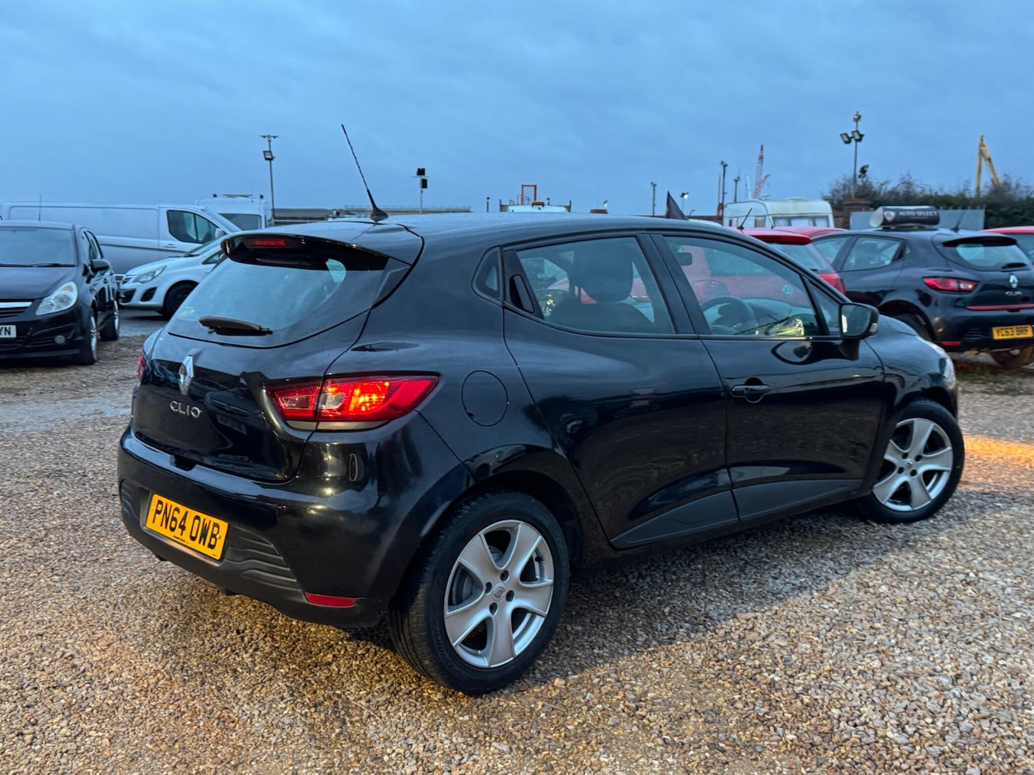 Used Renault Clio 2014 for sale - 76899017: Photo 7