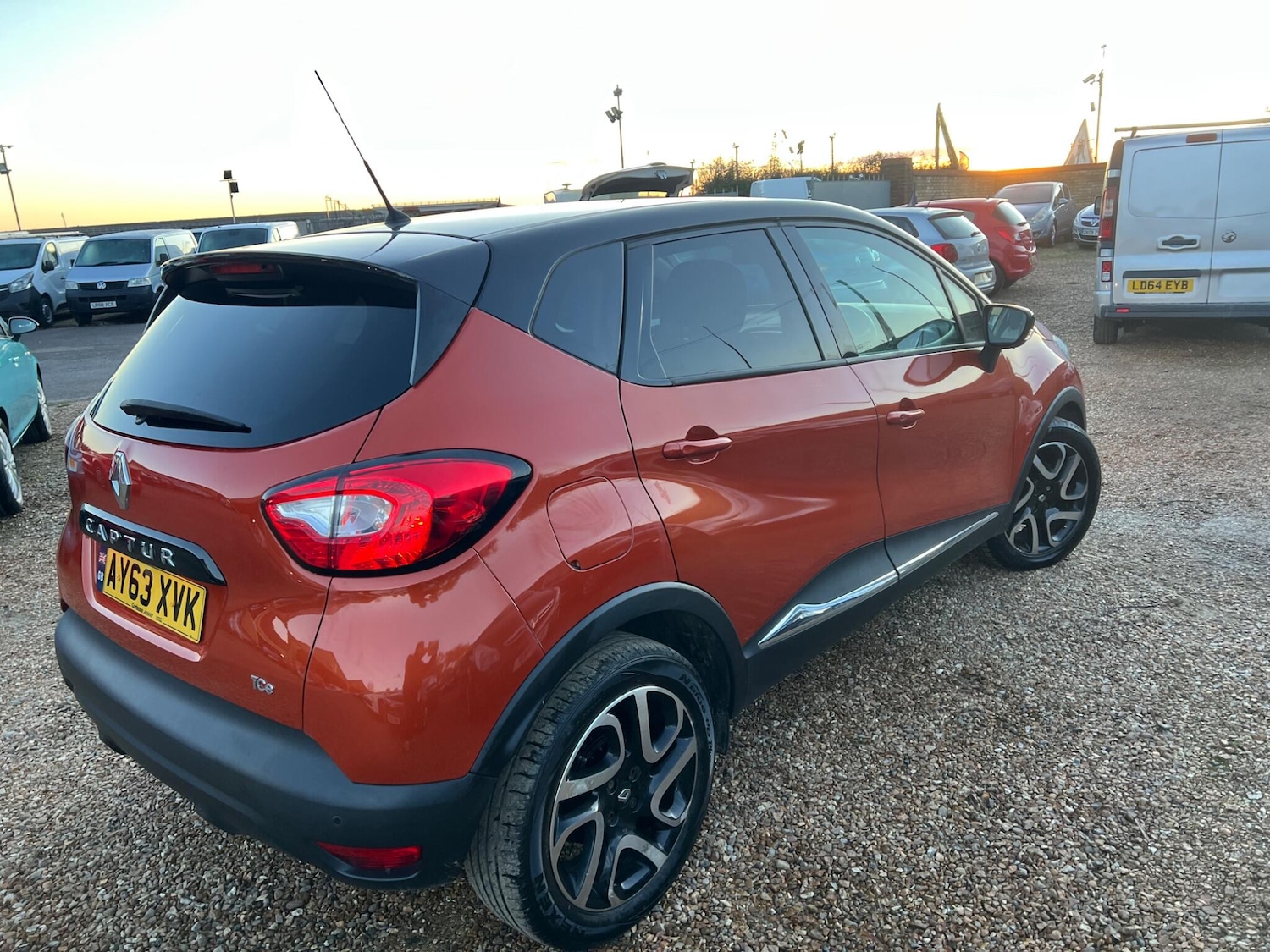 Used Renault Captur 2013 for sale - 76765221: Photo 3