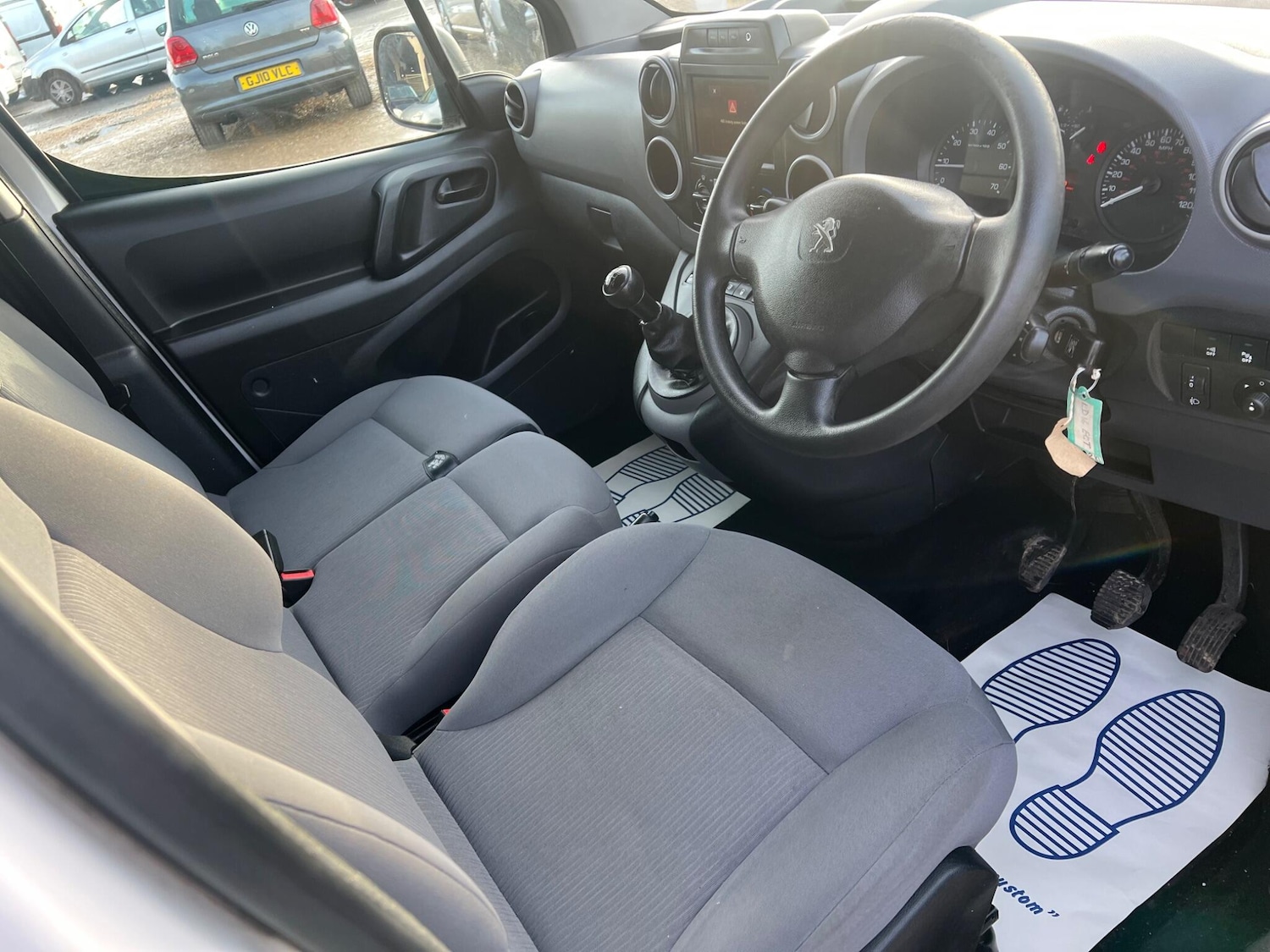 Used Peugeot Partner 2016 for sale - 77387527: Photo 25