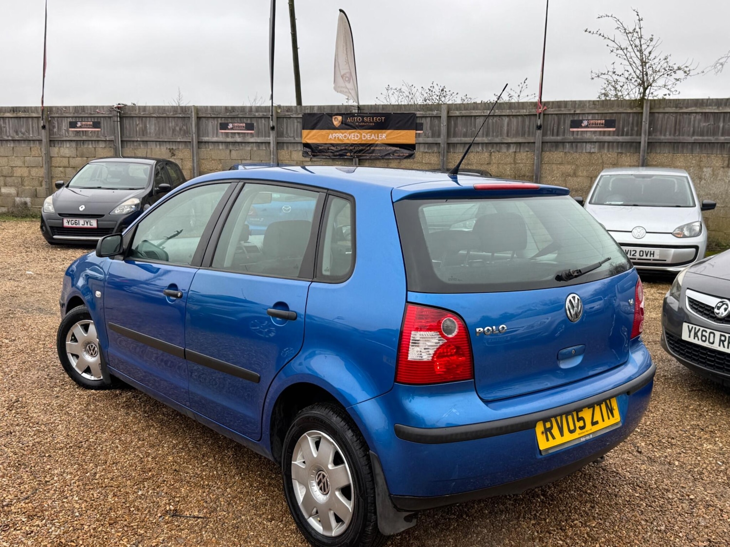 Used Volkswagen Polo 2005 for sale - 77793924: Photo 6