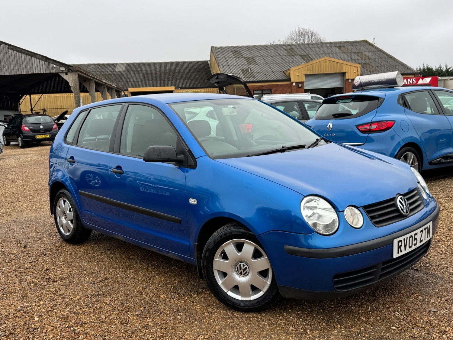 Used Volkswagen Polo 2005 for sale - 77793924: Photo 9