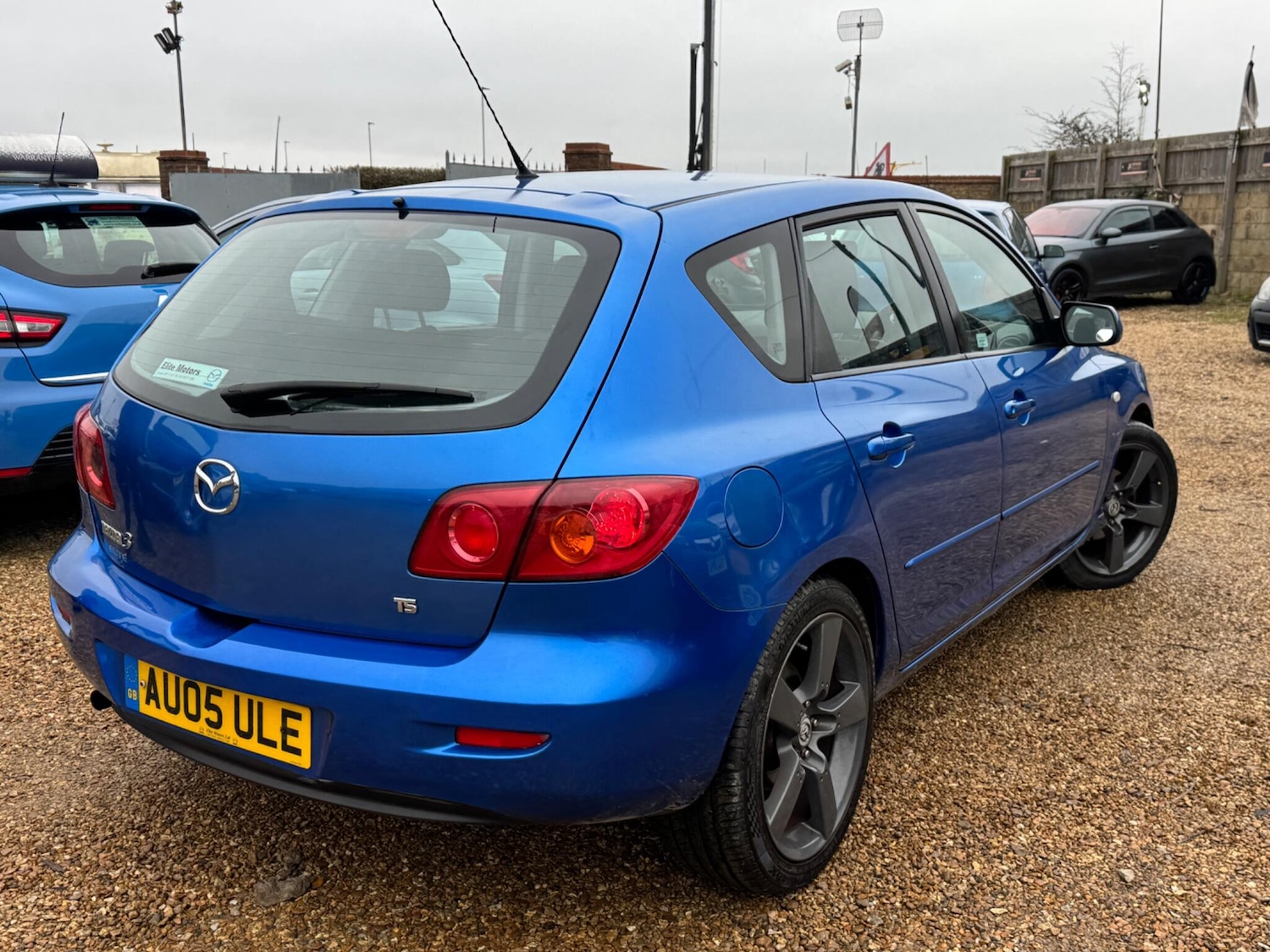 Used Mazda Mazda3 2005 for sale - 77793668: Photo 10