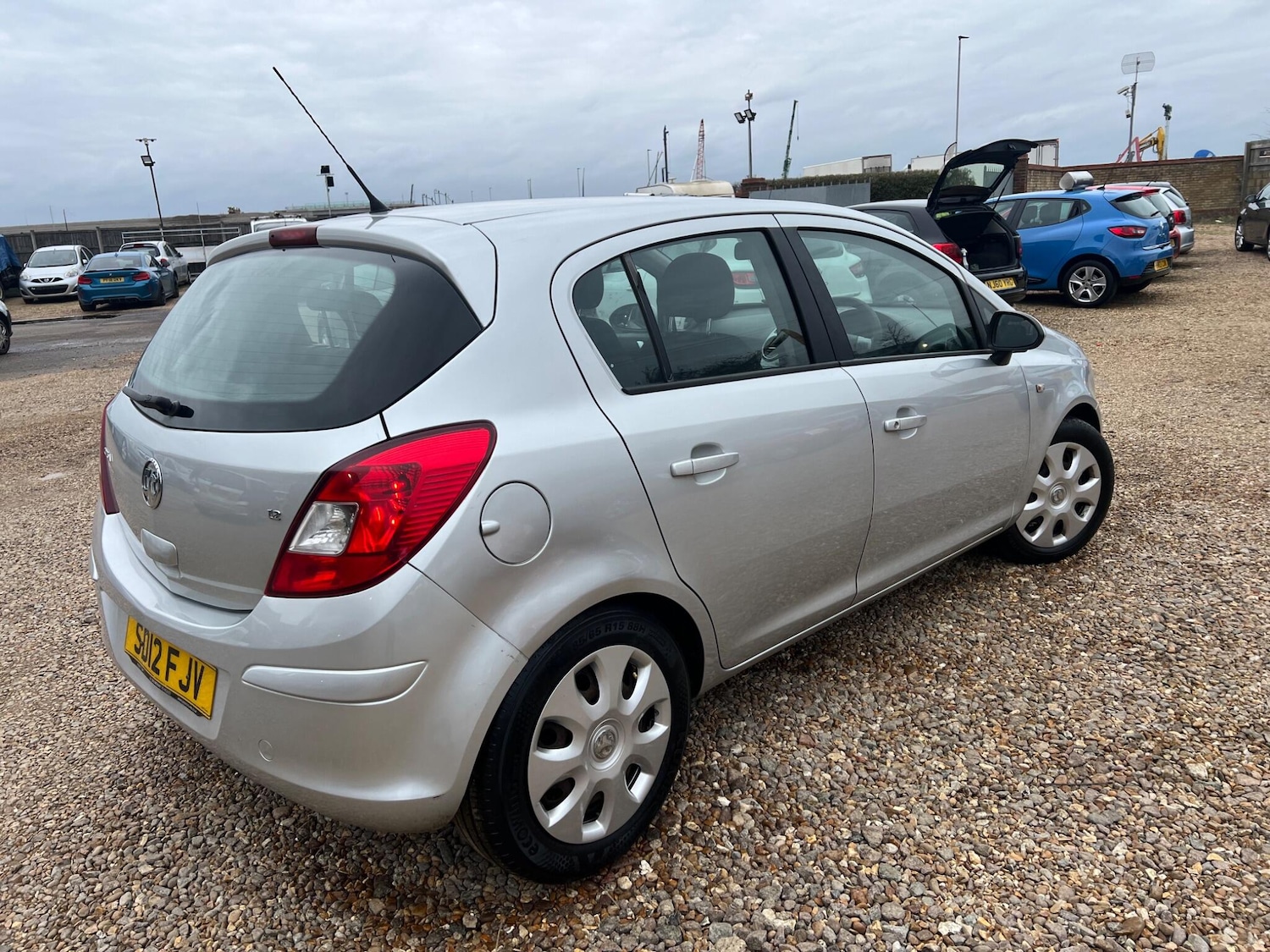 Used Vauxhall Corsa 2012 for sale - 77625445: Photo 3