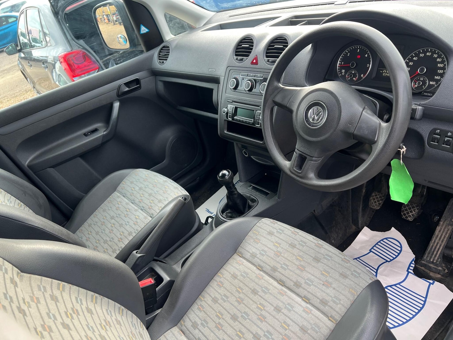 Used Volkswagen Caddy Maxi 2011 for sale - 77925856: Photo 16