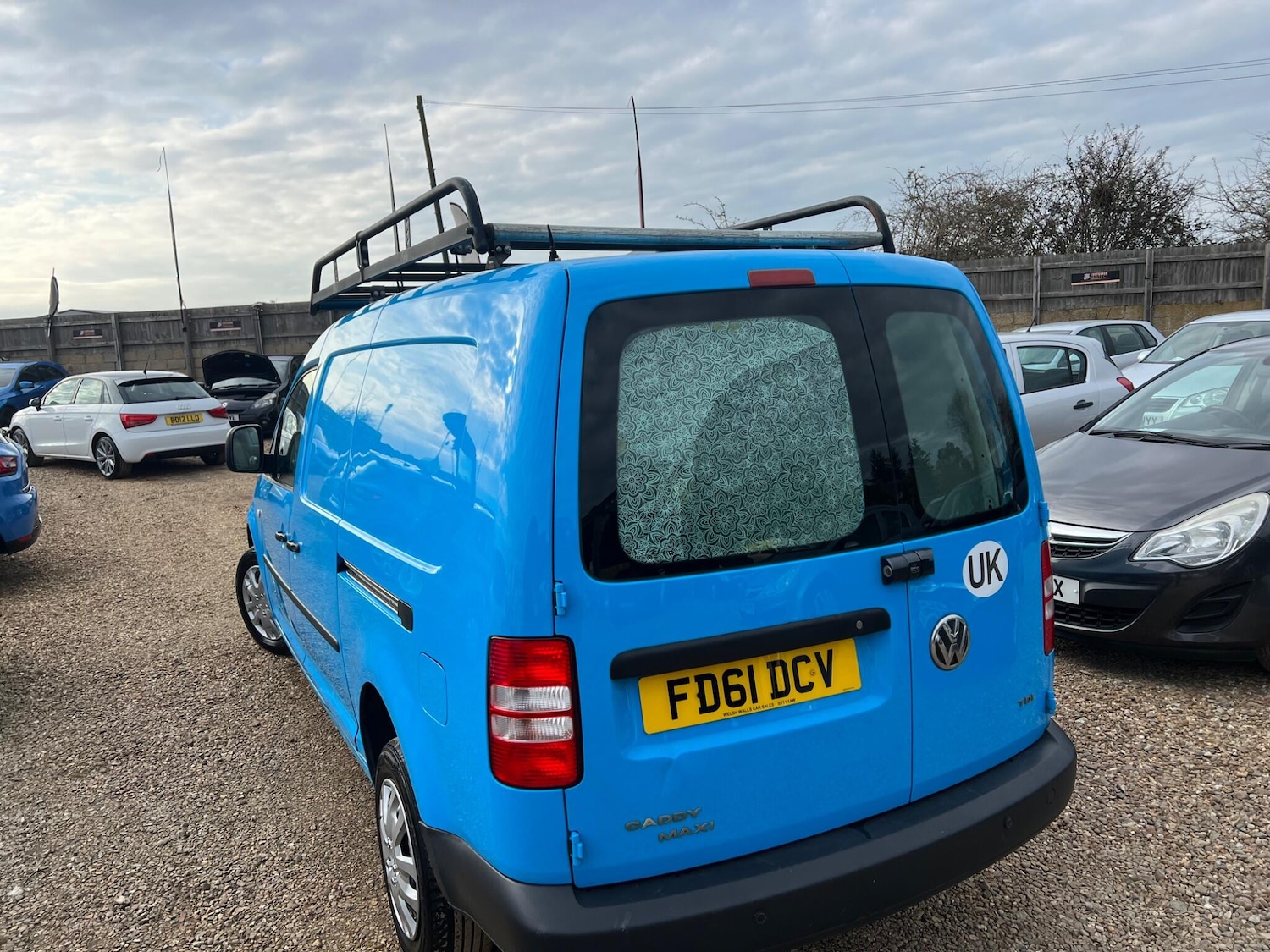 Used Volkswagen Caddy Maxi 2011 for sale - 77925856: Photo 17