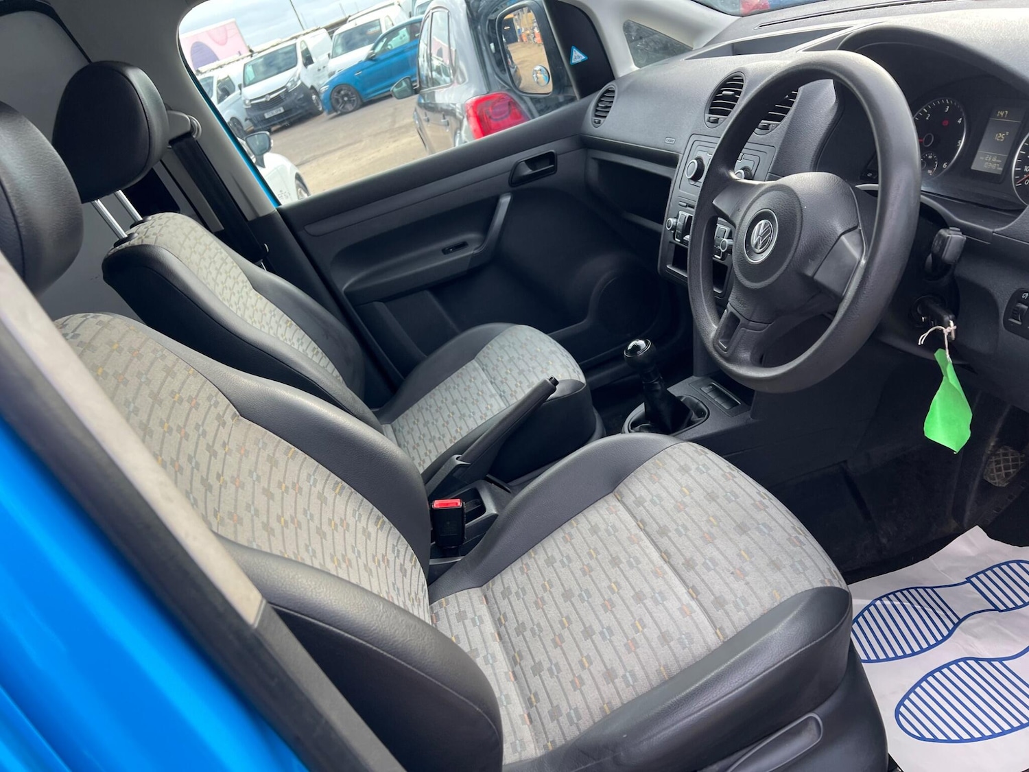 Used Volkswagen Caddy Maxi 2011 for sale - 77925856: Photo 26