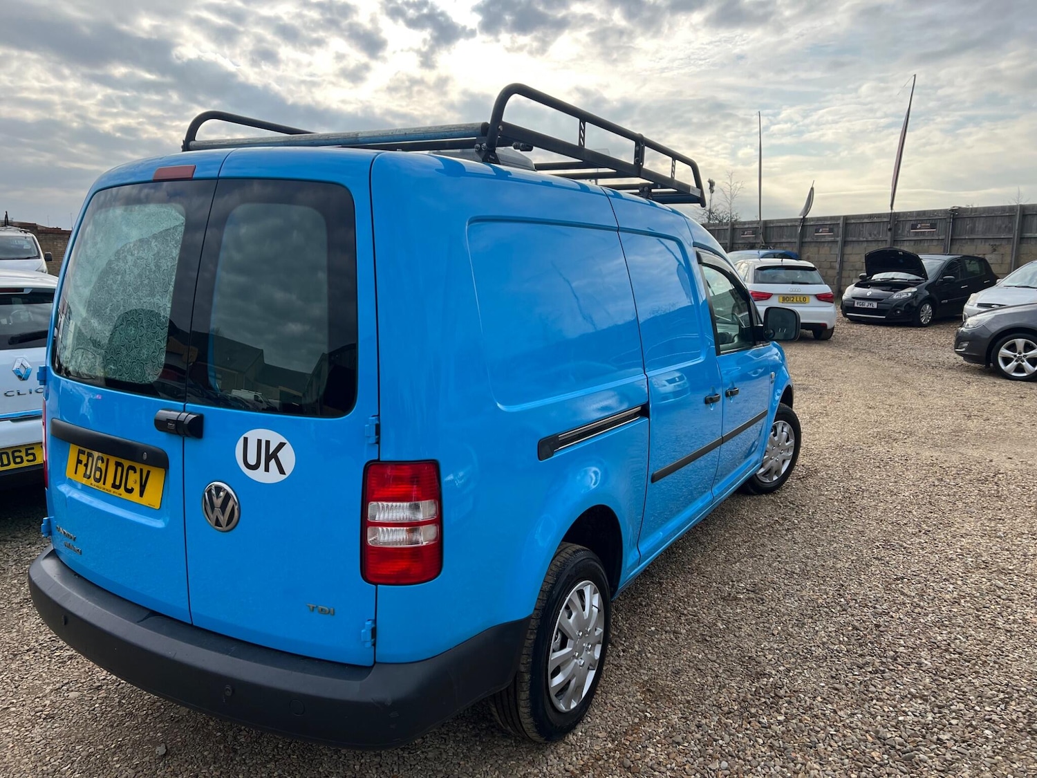 Used Volkswagen Caddy Maxi 2011 for sale - 77925856: Photo 29