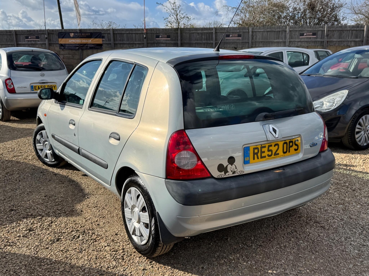 Used Renault Clio 2002 for sale - 77892635: Photo 13